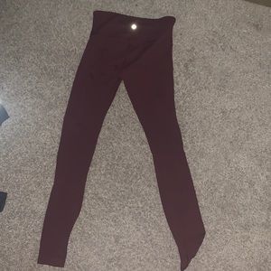 Lululemon maroon wunder under leggings